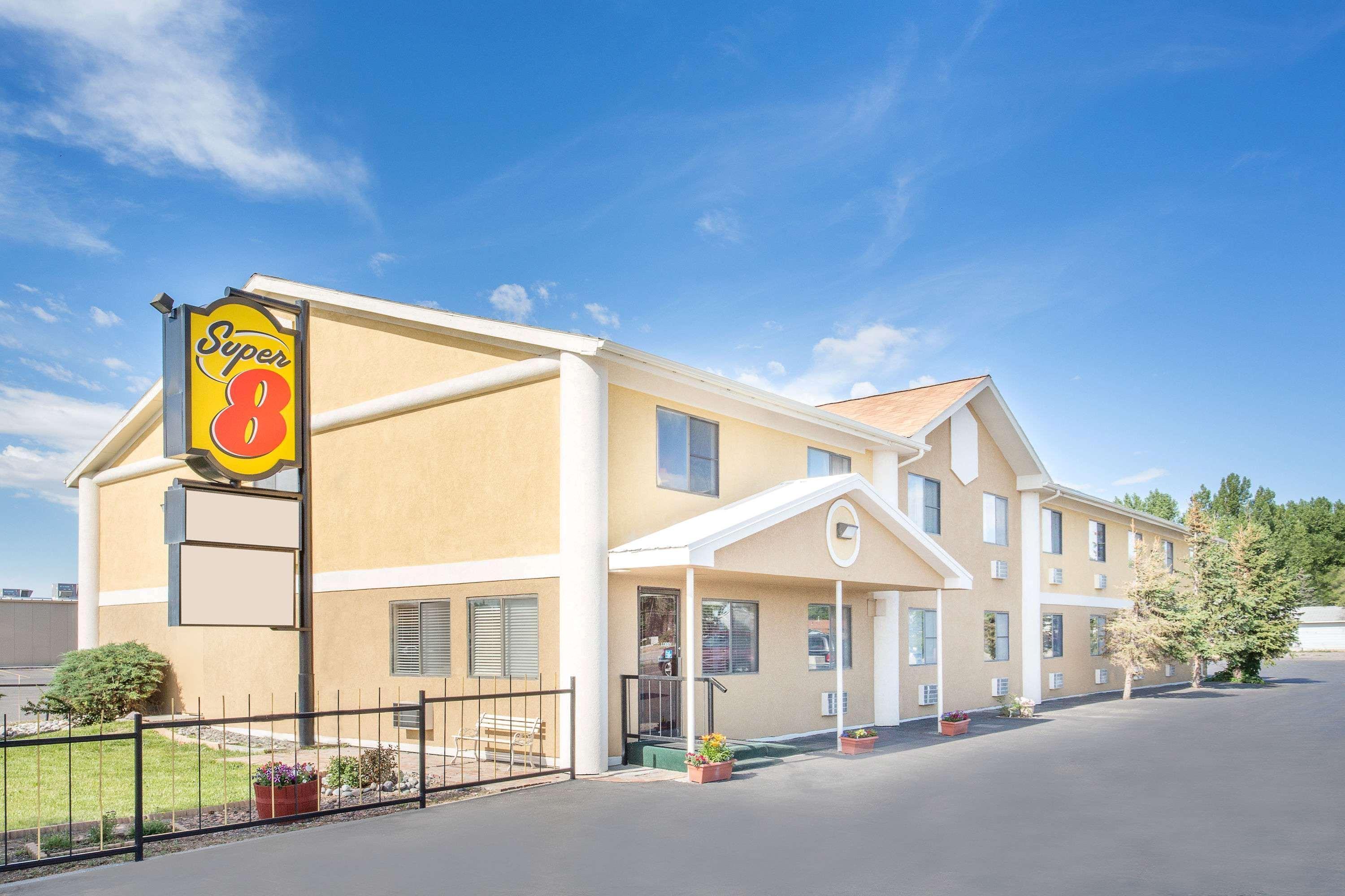Super 8 By Wyndham Riverton Extérieur photo