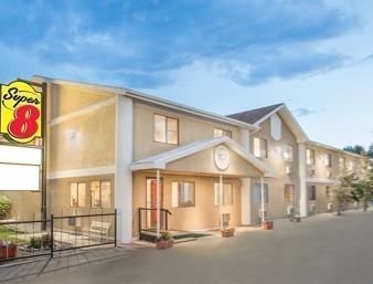 Super 8 By Wyndham Riverton Extérieur photo